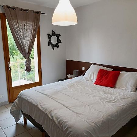 Villa De La Croix De La Main Veyrignac Exteriör bild